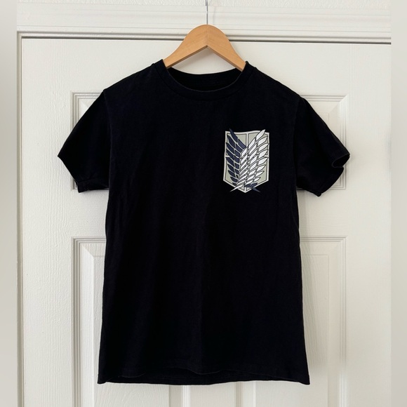 Attack on Titan AoT Mens S Shirt - Picture 1 of 3